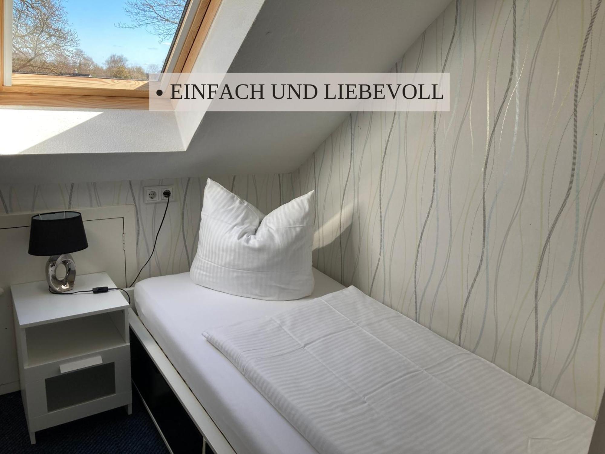 Haus Krabbe Apartments, Zentral Gelegen Im Idyllischen Nordseeort Zwischen Bremerhaven Und Cuxhaven, Hunde Kostenfrei Willkommen, Hauseigene Kostenfreie Parkplaetze Wremen Ngoại thất bức ảnh